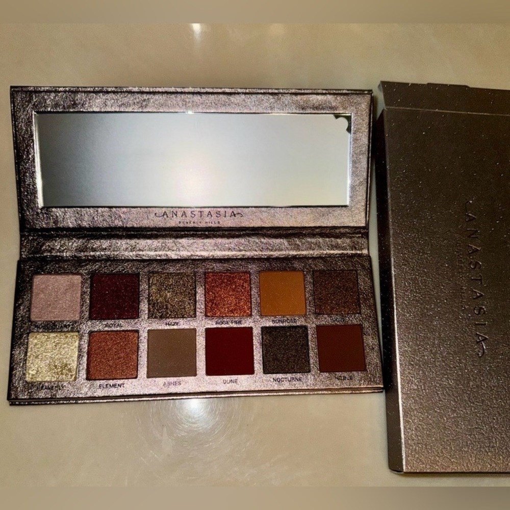 Anastasia Beverly Hills Eyeshadow Palette - Rose Metals. New in Box. Pristine. - Picture 2 of 13